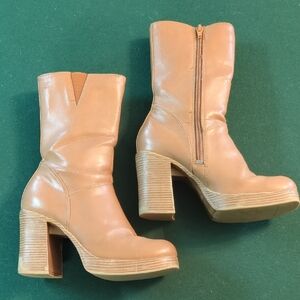 Y2K Vintage Women’s Tan Chunky Platform Mid-Calf Heeled Boots